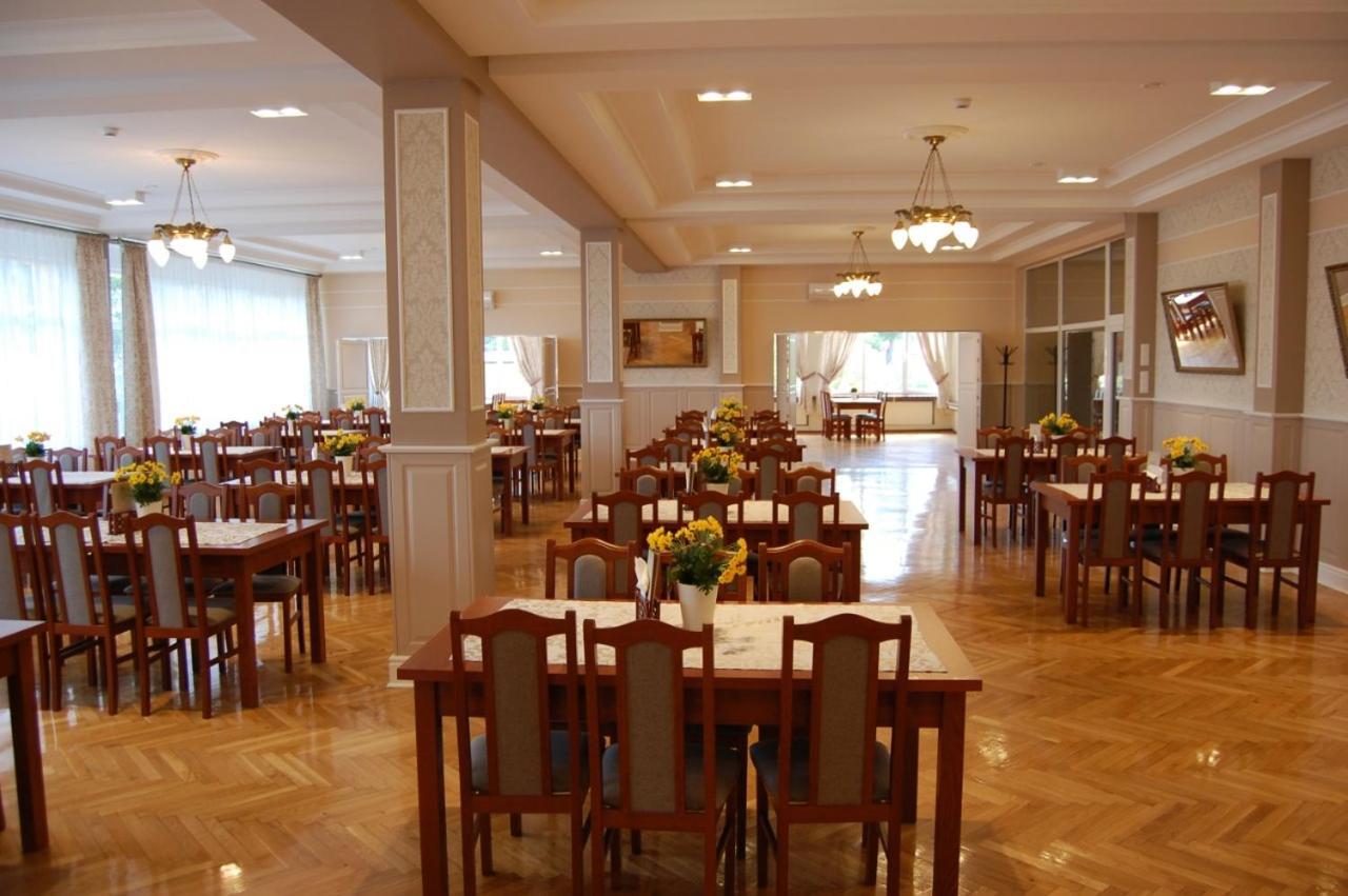 Hotel سووبسك المظهر الخارجي الصورة